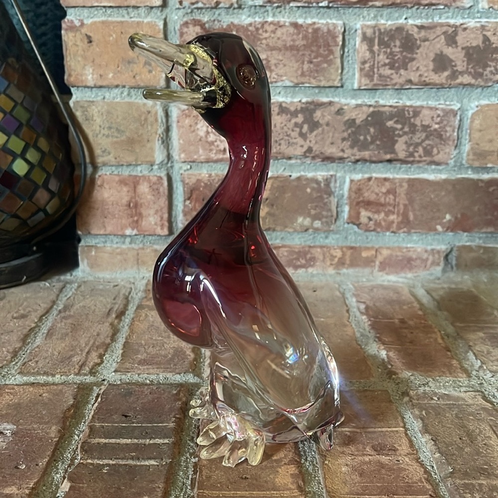Vtg Murano Style Cranberry/Clear Art Glass Duck Figurine